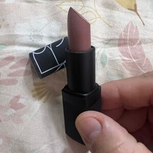 NARS satin lipstick RAW SEDUCTION